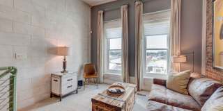 Luxury Furnished River View Condo in the Heart of Downtown Wilmington Gallery 15