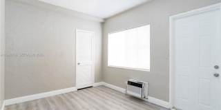 7635 Dickens Ave Gallery 7