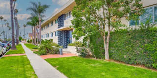 Apartment Complex Near SoFi Stadium with Pool, BBQ Area, Gym and Parking. Gallery 3