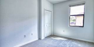 Annual Unfurnished Rental – Coach Home 3 Bedrooms, 2 Baths, 2 Car Garage, with Resort Like Amenities – Gran Paradiso Community! Gallery 20
