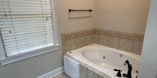 714 Berry Lane Gallery 17