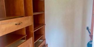 924 SE 2nd St Gallery 8