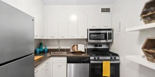 1350 Lake Shore Drive Gallery 6
