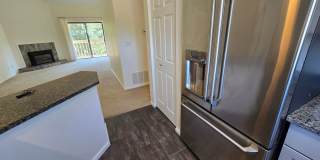Beautifully Renovated, Top Floor, 2 Bedroom 2 Bath East Boulder Condo for Rent! Gallery 10