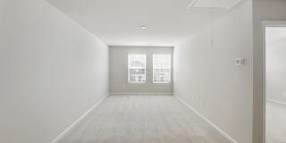 Luxury End-Unit Townhome in Desirable Chateau Community Gallery 28