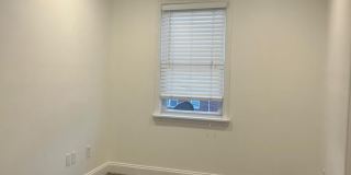 72 BROADSHIP Road Gallery 23