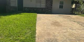 3004 Walker Street Gallery 1