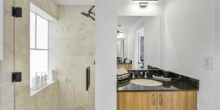 1931 NE 2nd Street Gallery 10