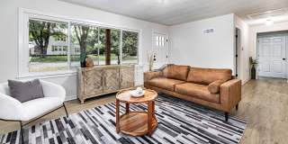 4 bedroom/ 3 bath-Beautiful Rehabbed home for rent - - Rent $3200 - 8340 Riggs Overland Park KS 66212 Gallery 5