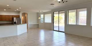 1289 E Iris Drive Gallery 6