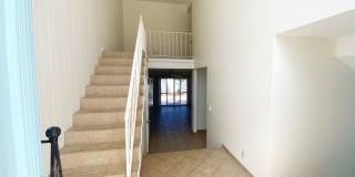 3 Bedroom Home with Lots of Natural Light Gallery 4