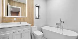 1120 Wallace Street Gallery 21