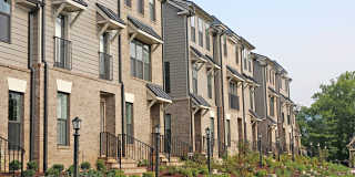 Dog-Friendly End-Unit Townhome in Desirable Old Trail, Crozet Gallery 1