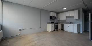 Calhoun Lofts & Thunderbird Flats Gallery 30