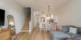 320 ISLAND Way Gallery 13