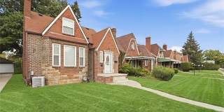 17327 Hartwell Street Gallery 1