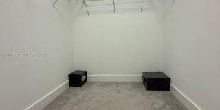 4654 NW 83rd Pkwy Gallery 13