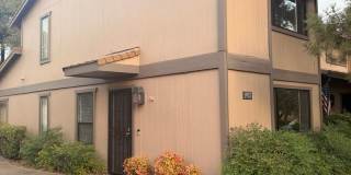 2-tbedroom, 2-bath home in Redding Gallery 1
