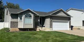 Desirable Kaysville Area/ 5 Bedroom Home Gallery 1
