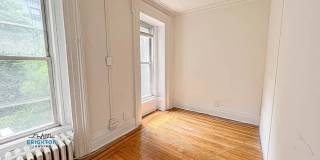 118 E 31st St Gallery 2