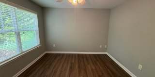 1615 Elmwood Court, #208 - End Unit Townhome in a Gated Community! Gallery 13