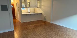 EPIC REA: 2 BR/1 BA Townhome w/ 1 Parking in Great Corte Madera Gallery 12