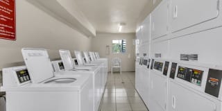 410 Heights Gallery 14