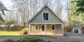 $500 off 1st month's rent! Short Term Lease Only, Charming 3 Bed, 1.5 Bath with Big Yard Gallery 1