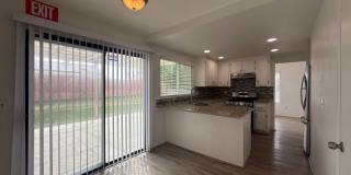 Lancaster 3 Bedroom + 3 Bathroom Lancaster 3 Bedroom + 3 Bathroom Gallery 7