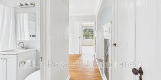 1352 Kenilworth Ave Gallery 20