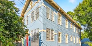 2209 Broadway St Gallery 1