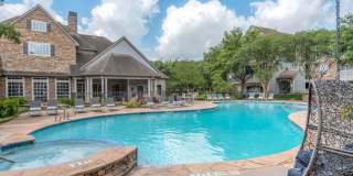 Knox at Shadowlake Gallery 8