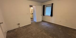216 Manor E Gallery 14