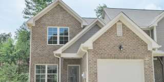 Beautiful Town Home with Garage in Chelsea... Available to View Now!!! Gallery 1