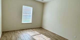 3913 Hawthorne Avenue - 1 Gallery 4