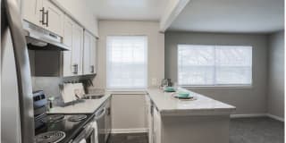 Landmark Apartments Gallery 12