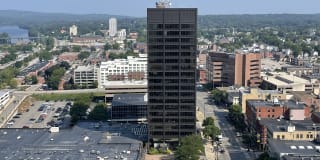 The Residence at 1000 Elm Gallery 1