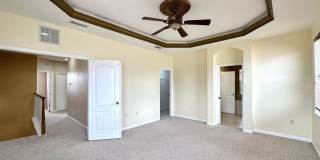 SPACIOUS 5-BEDROOM POOL HOME IN NORTH PORT Gallery 31