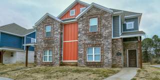 FREE 55” TV or 28” Blackstone! Plus $150 Amazon gift card! Beautiful 3 bed / 2.5 bath duplex with two car garage - Minutes from U of A! Gallery 3