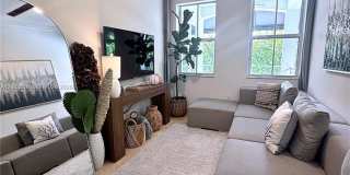 2143 N Bay Rd Gallery 19