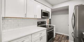 Spacious 1 Bed 1 Bath in the heart of Aurora! LEASING SPECIAL!! Gallery 10