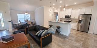 3723 N Chandler Dr Gallery 3