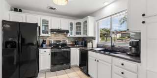 3488 SHADY BLUFFS DRIVE Gallery 7