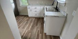 Charming 3BR 1BA home in Braddock Gallery 6