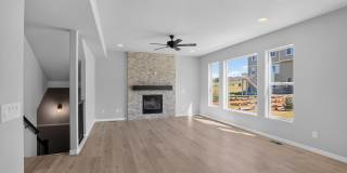 Spacious 5BR House in Monument Gallery 19