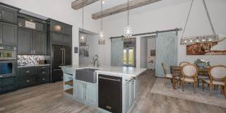 5861 E Cloud Road Gallery 15