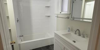 5136 S Blackstone Ave- 36-1F Gallery 10