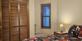 2327 E Rainbow Lane Gallery 31