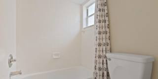 1135 Lake Shore Drive unit: 206 Gallery 19