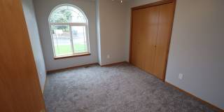 3 Bedroom, 2 bath house with A/C! Gallery 3